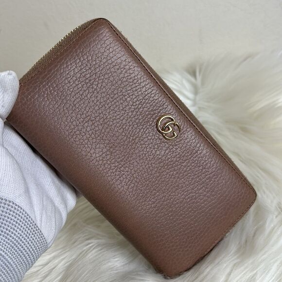 💯Authentic Gucci Marmont Zipped Around Long Wallet🍀 - Picture 17 of 17